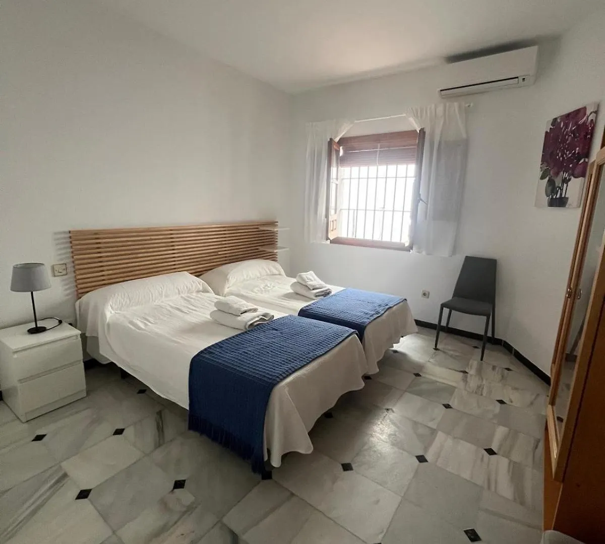 Apartment Apartamento Centro Alfonso XII Seville Spain